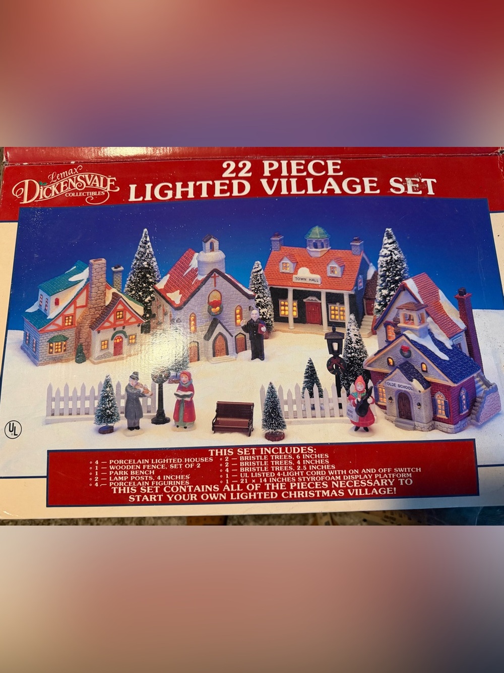 VTG 1993 Lemax Lighted Porcelain Village Snowy Holiday Scene - 22 Piece Set